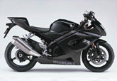 05_gsx-r1000_black